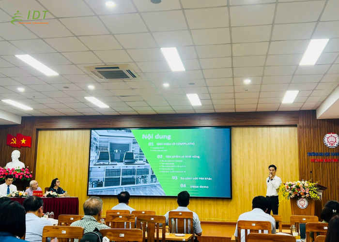 IDT VIETNAM THAM GIA HỘI THẢO “ĐỔI MỚI THƯ VIỆN ĐẠI HỌC, CAO ĐẲNG ĐÁP ỨNG YÊU CẦU CHUYỂN ĐỔI SỐ” 4 Anh Tran Hoai Nam Dai Dien Idt Phat Bieu Tai Su Kien